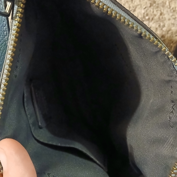 Coach Robin’s Egg Blue Crossbody w/ Heart Appliqué – Gunmetal HW – NWOT - Picture 10 of 11